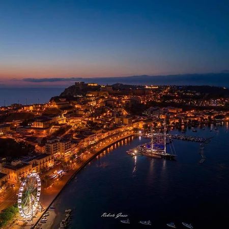 فندق Harbor Elegance Estate ميلاتسو المظهر الخارجي الصورة